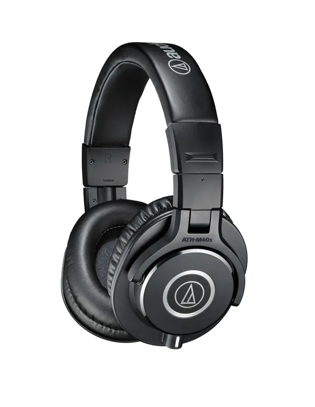 Audio Technica - ATH-M40X Promotion