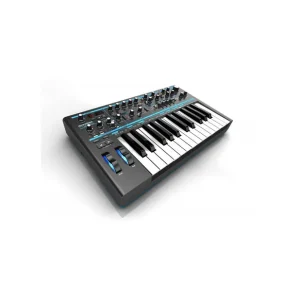 Seulement Aujourd'hui Novation - Bass Station II