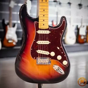 Achetez Aujourd'hui AMERICAN PROFESSIONAL II STRATOCASTER MN 3TS