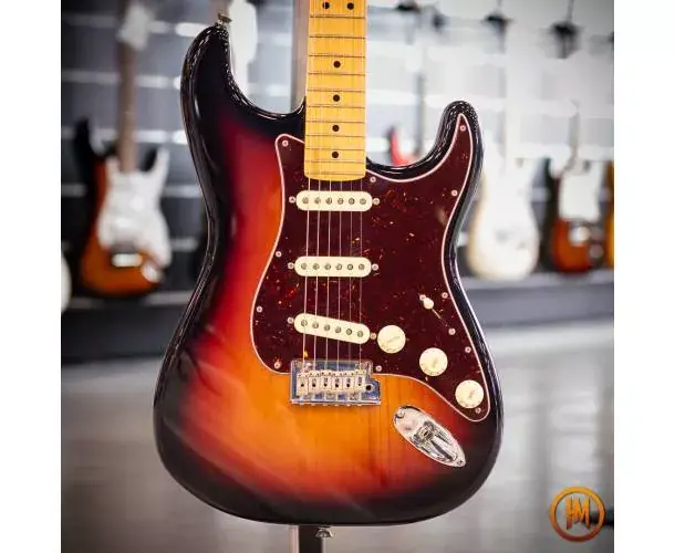 Achetez Aujourd'hui AMERICAN PROFESSIONAL II STRATOCASTER MN 3TS