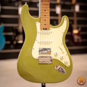 Dernier Modèle STRAT HSS BSH-STD25 RSM AVEC HOUSSE