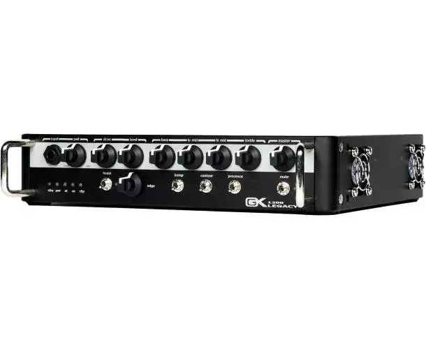 Affaire À Saisir LEGACY 1200 BASS AMP HEAD