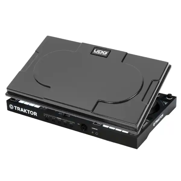 Affaire À Saisir UDGUltimate NI Traktor Kontrol S4 MK3 Equipment Cover Black - U94118BL