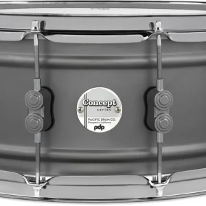 Pacific Drums Concept Series 6.5x14‘‘ Gun Metal Over Steel Snare with Black Nickel Hardware Offre Limitée